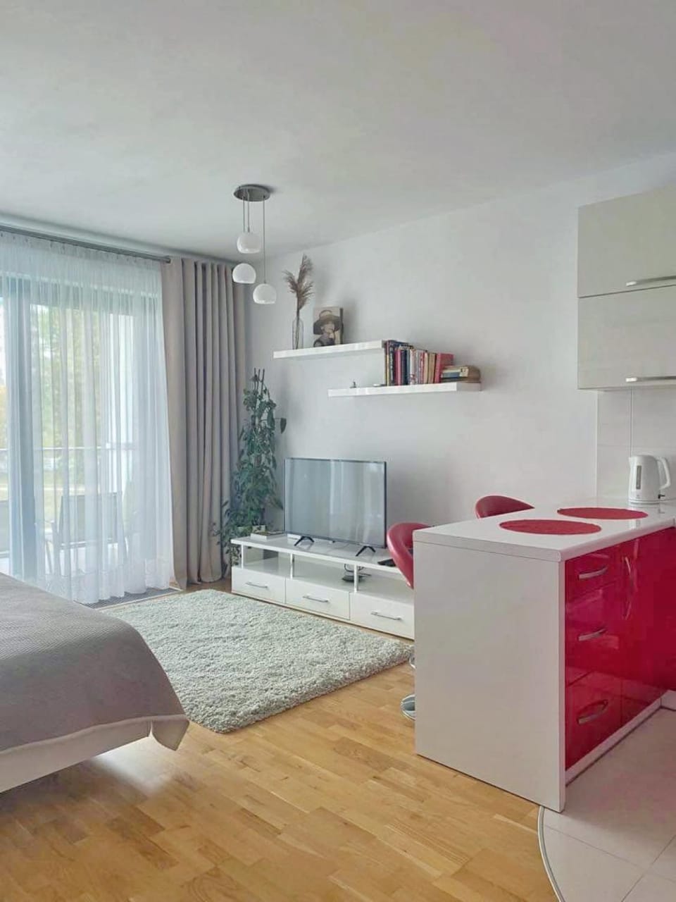 Capital Towers - Apartament Pop - art z widokiem na rzekę i park Apartment in Poland