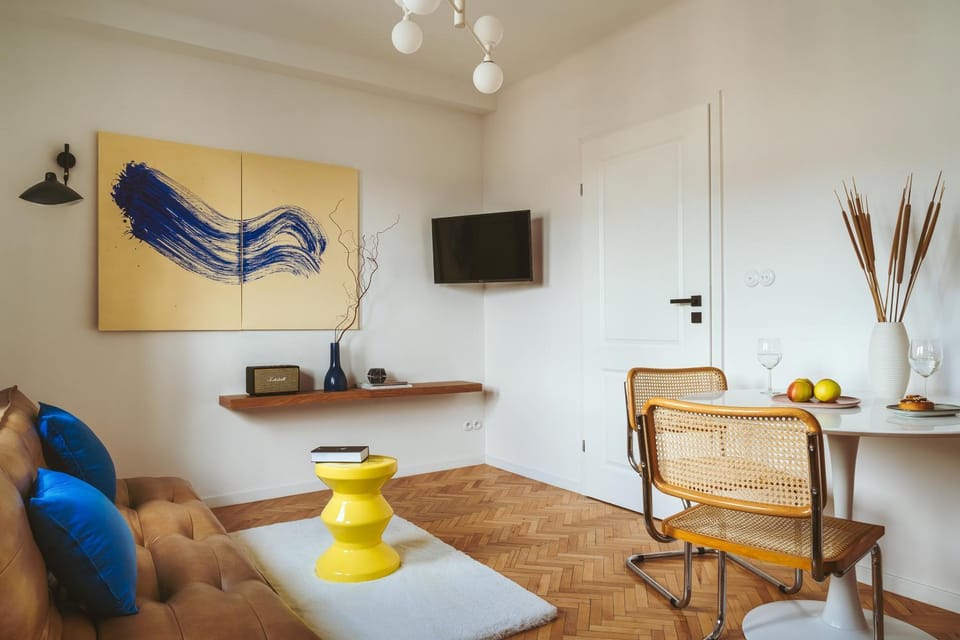 Warsaw Concierge Eclectic Design Apartment in Warsaw