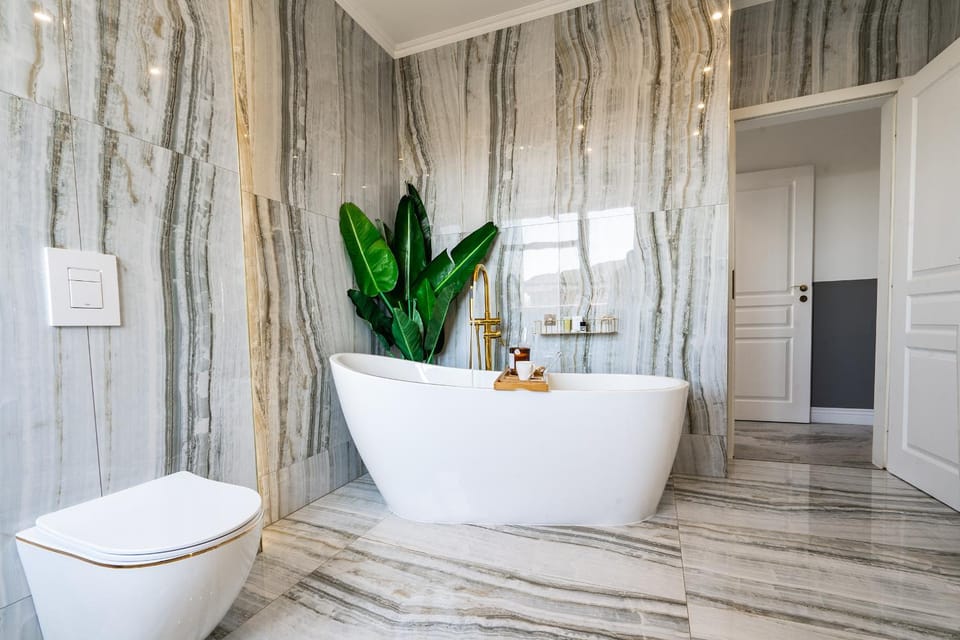 Bathroom, Bath