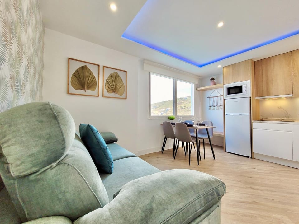 Living room, Dining area, kitchen