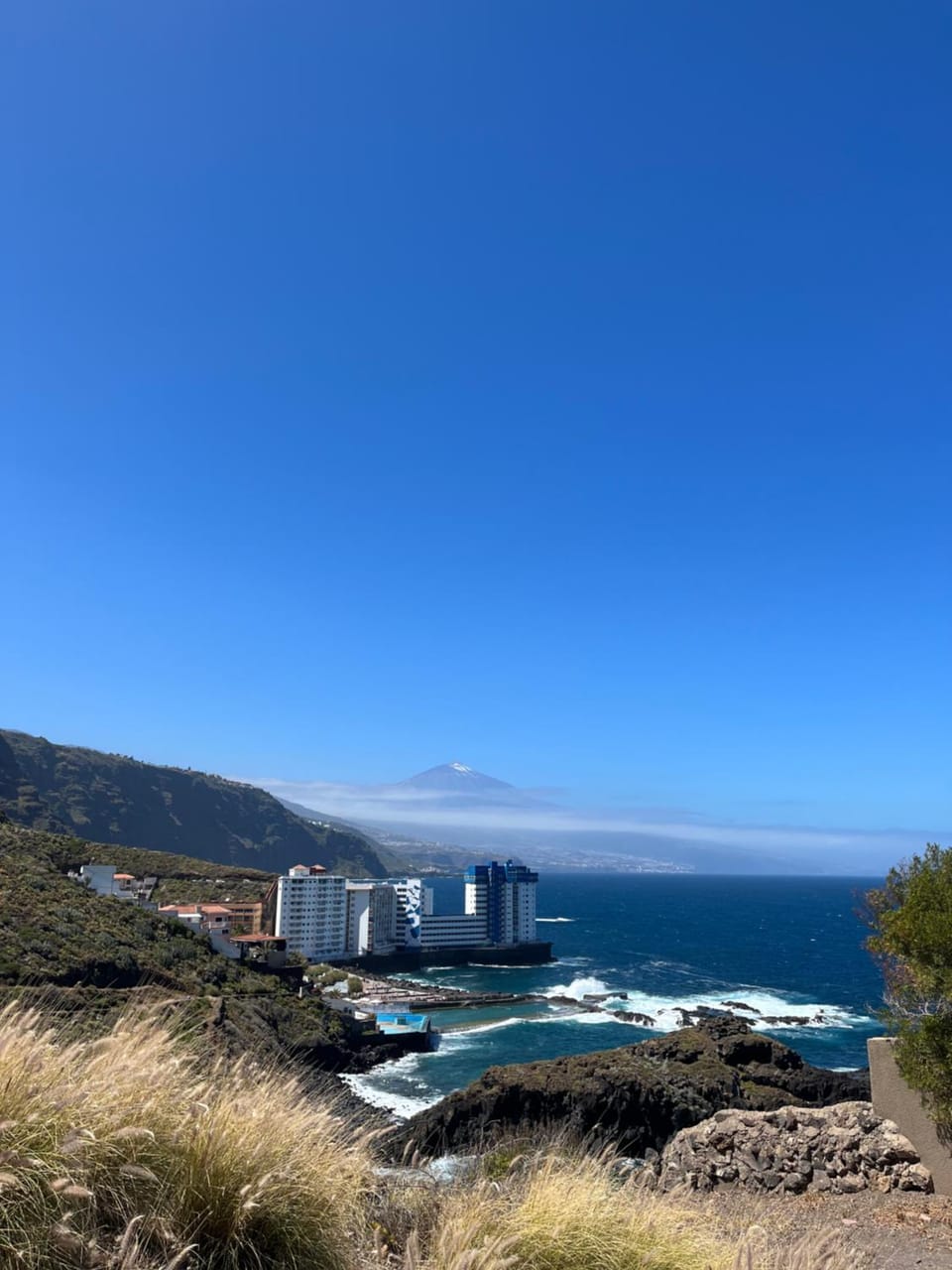 Nearby landmark, Natural landscape, Beach, Hiking, Landmark view