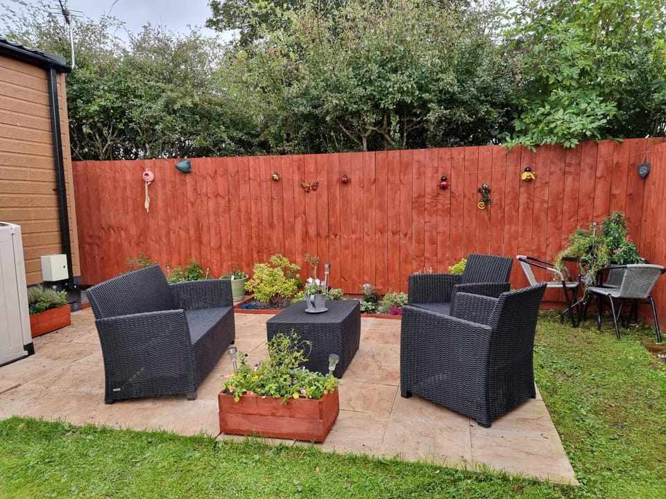 Seating area, Garden view