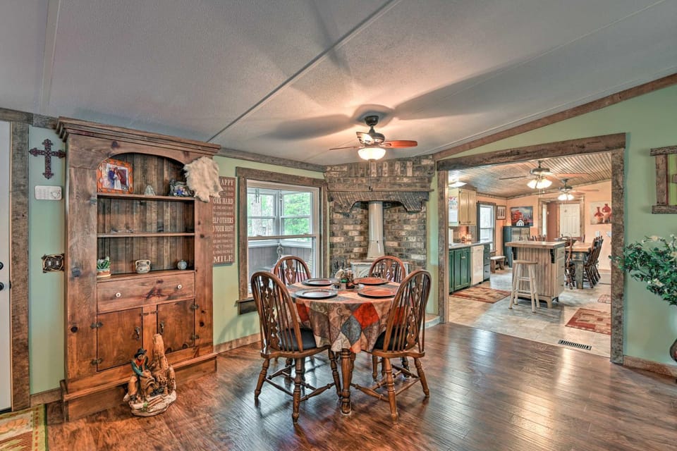 Tennessee Countryside Escape on 2 Private Acres! House in Tennessee