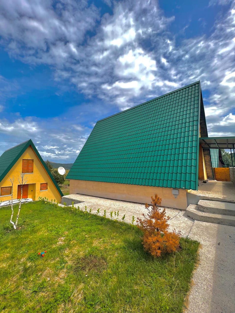 Vikendica Oaza mira House in Montenegro