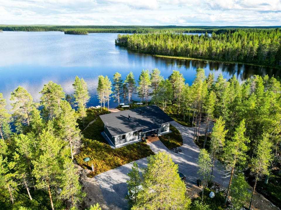 Property building, Spring, Day, Natural landscape, Bird's eye view, Summer, Autumn, Lake view