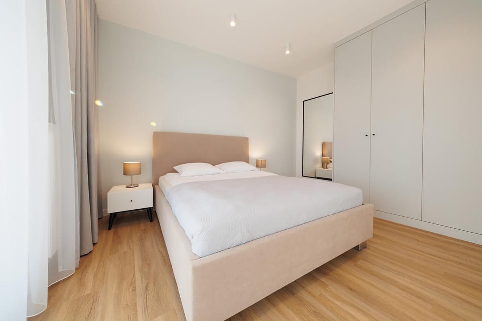 Bed, Photo of the whole room, Bedroom, wardrobe