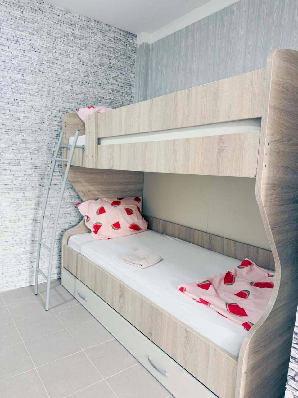 MOTO PITSTOP studio INDJIJA Apartment in Vojvodina