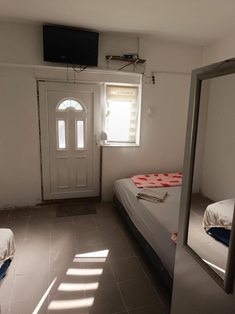MOTO PITSTOP studio INDJIJA Apartment in Vojvodina