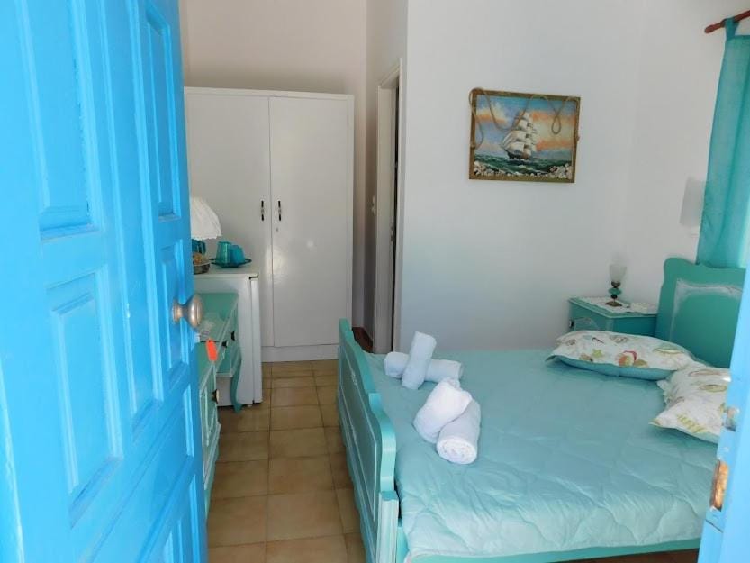 Yacht Front Studio-Back Yard - No 6 Apartment in Decentralized Administration of the Aegean