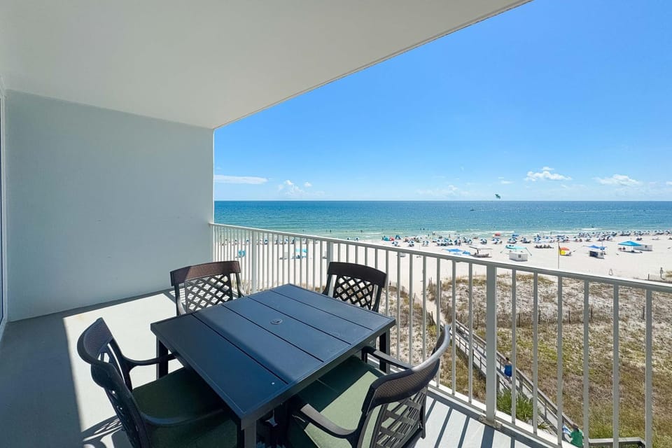 Lighthouse Unit 402 House in Gulf Shores
