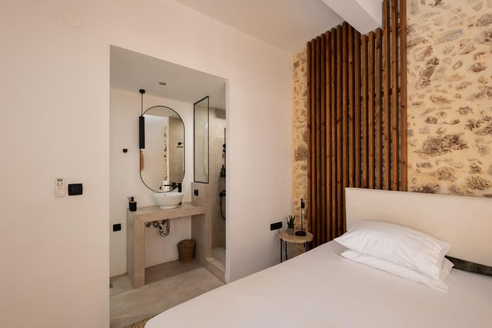 Bathroom, Bedroom