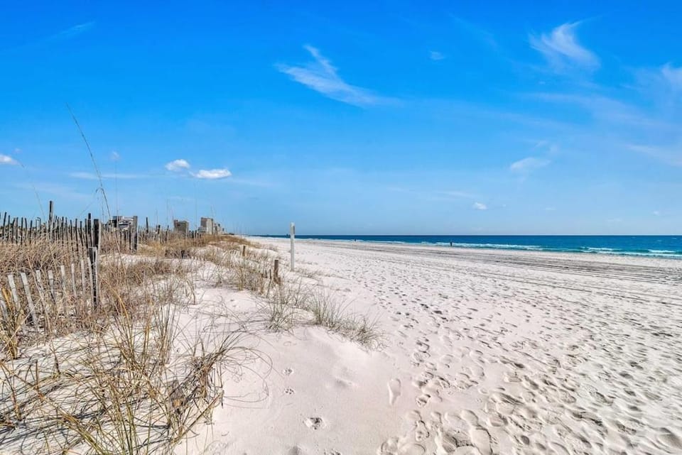 Island Winds West Unit 175 House in West Beach
