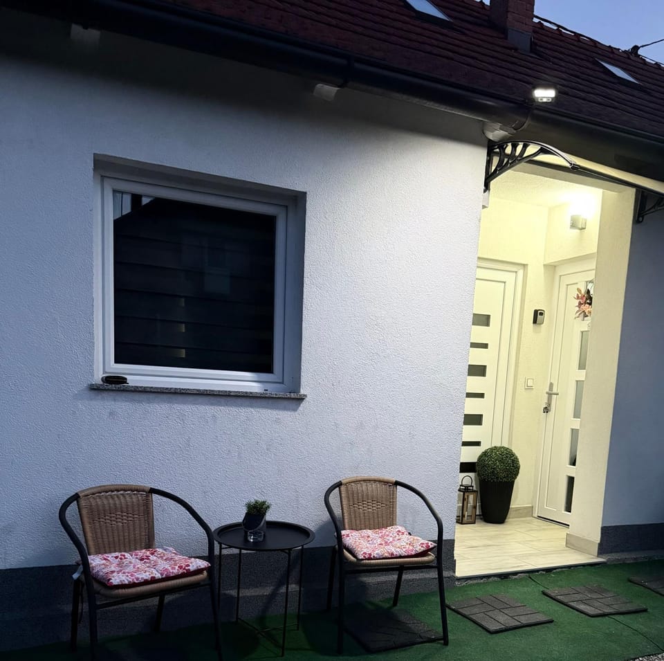 Studio Apartman Jovičić Apartment in Hungary