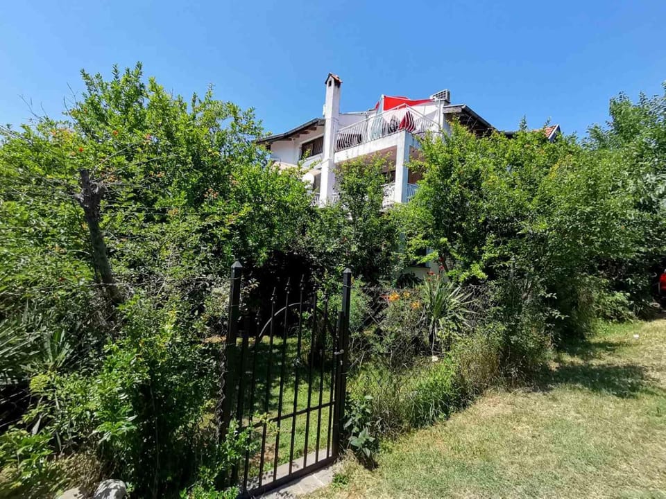 Двойна стая вила Фани Bed and Breakfast in Burgas Province