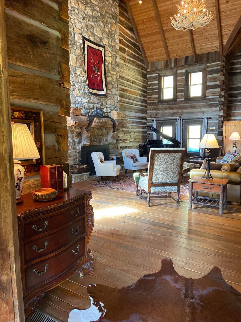 Living room, Seating area
