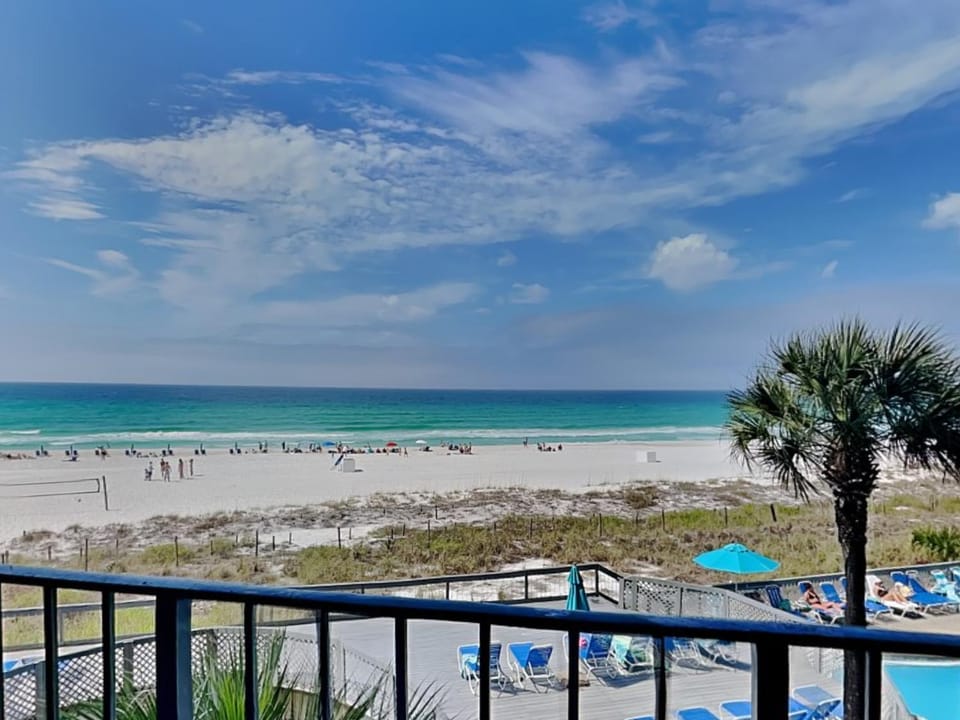 Balcony/Terrace, Beach, Sea view, Swimming pool
