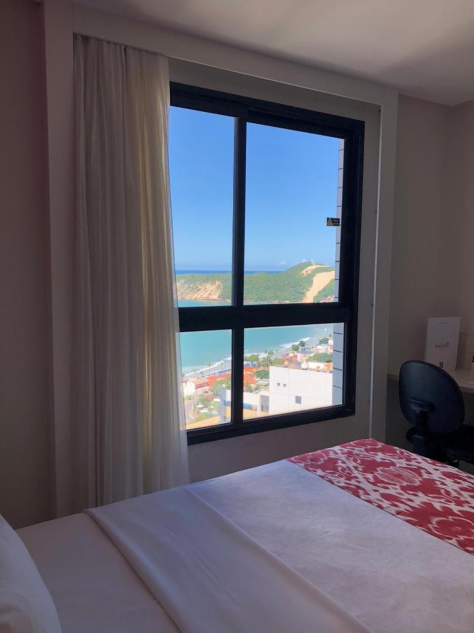 Bed, Natural landscape, Photo of the whole room