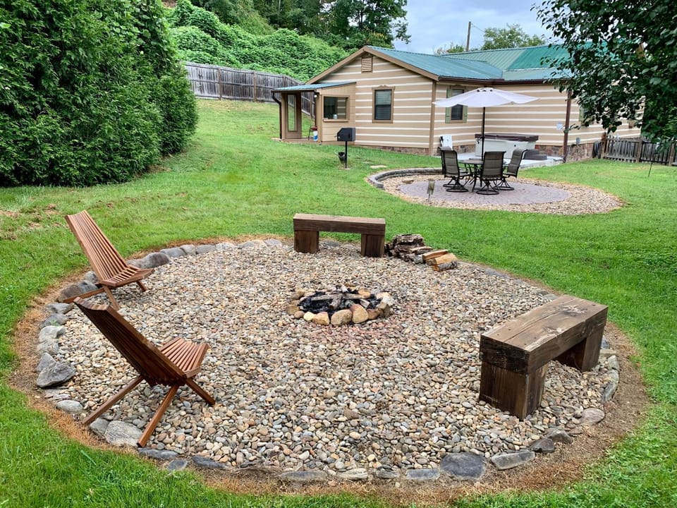 Patio, BBQ facilities, flat iron
