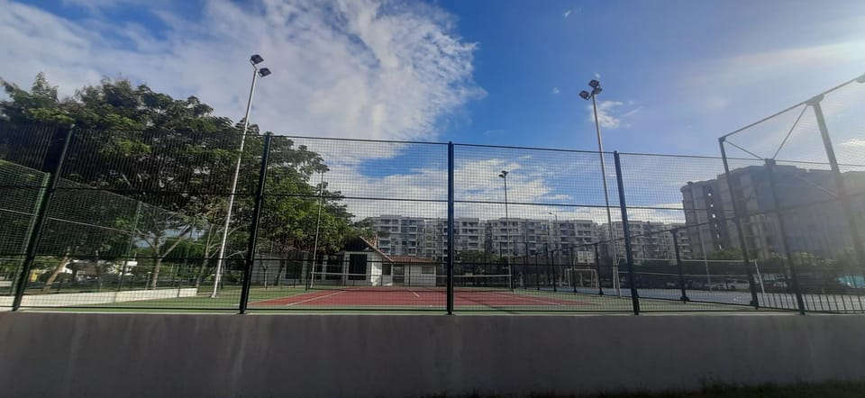 Tennis court, Entertainment