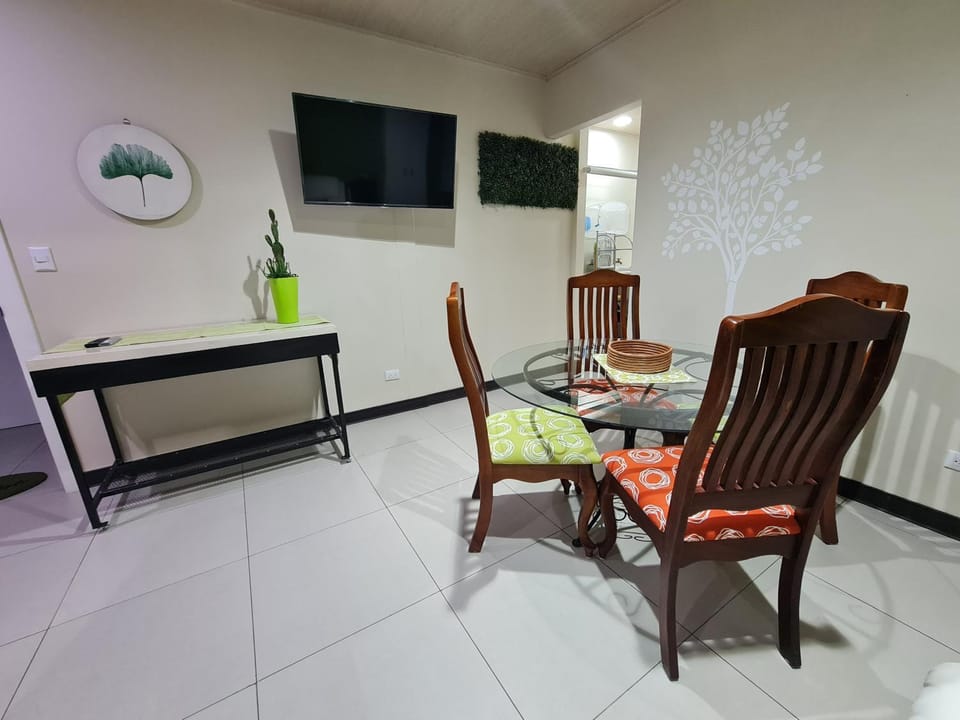 TV and multimedia, Dining area