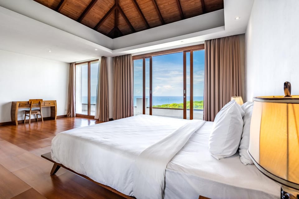 Bed, Natural landscape, Balcony/Terrace, Photo of the whole room, Bedroom, Sea view