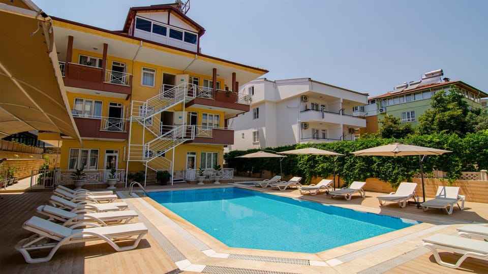 Property building, Swimming pool