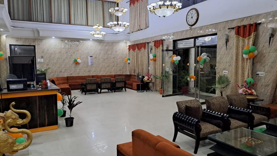 Lobby or reception, Seating area