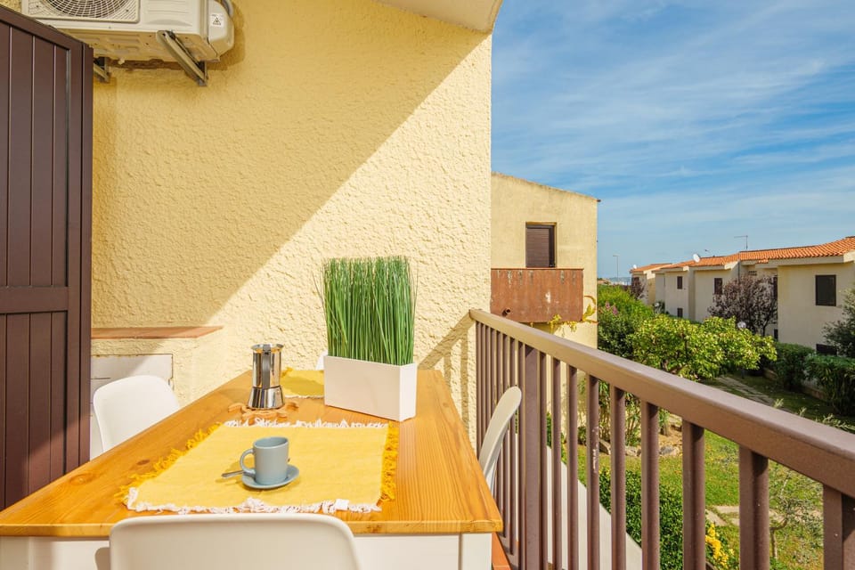 Casa Giallo Apartment in Sardinia