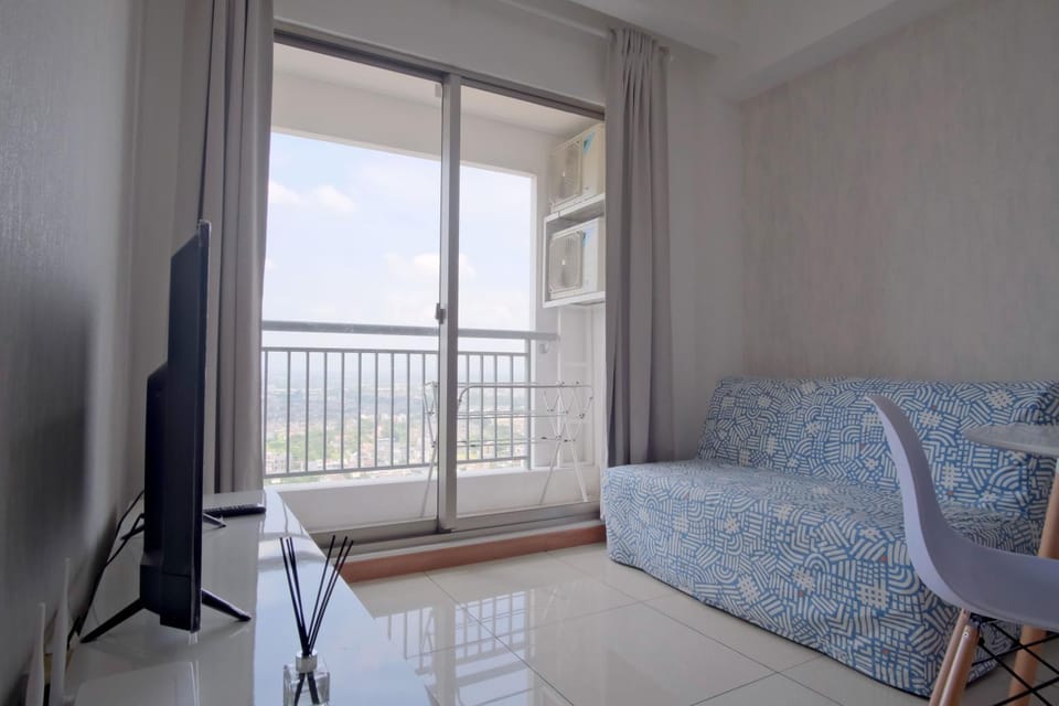 1BR Apartment Serpong Mtown Signature seberang SMS Mall Apartment in West Java