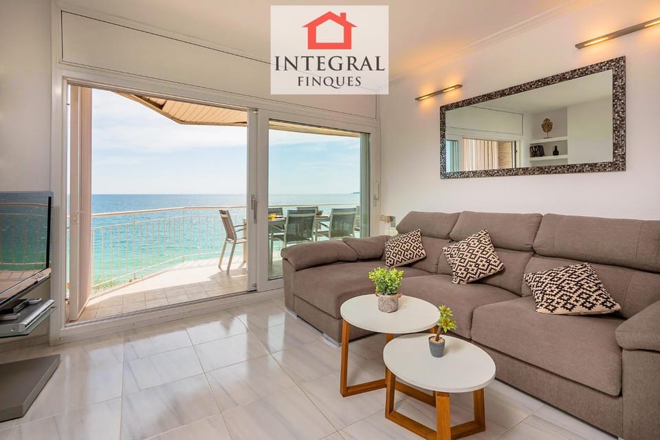 Balcony/Terrace, Living room, Sea view