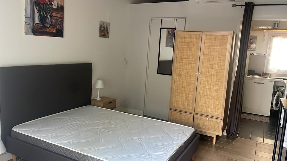 Studio Oustaou à Château Gombert Vacation rental in Marseille