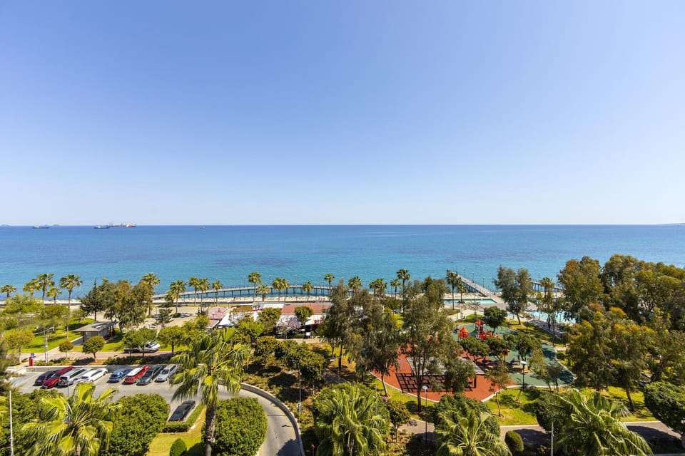 Nearby landmark, Sea view