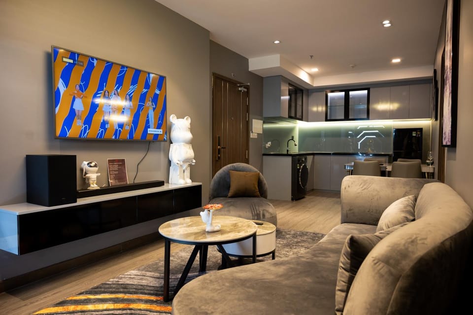 Kitchen or kitchenette, Living room