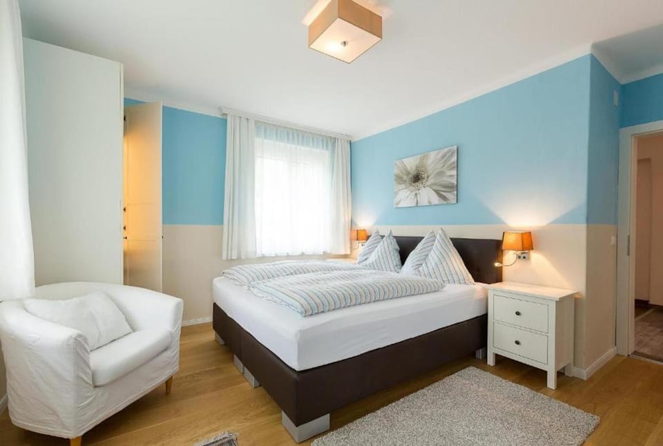 Living room, Bedroom