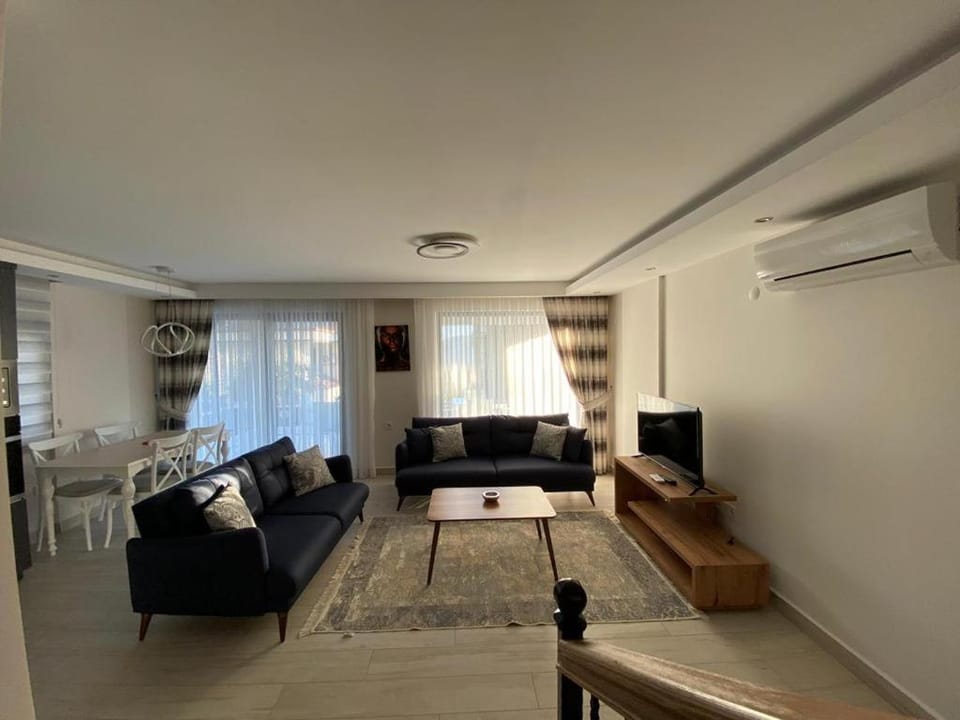 TOHARYA VILLA Villa in Ölüdeniz