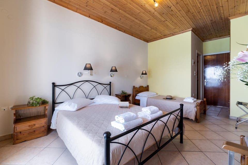 Property building, Living room, Bedroom