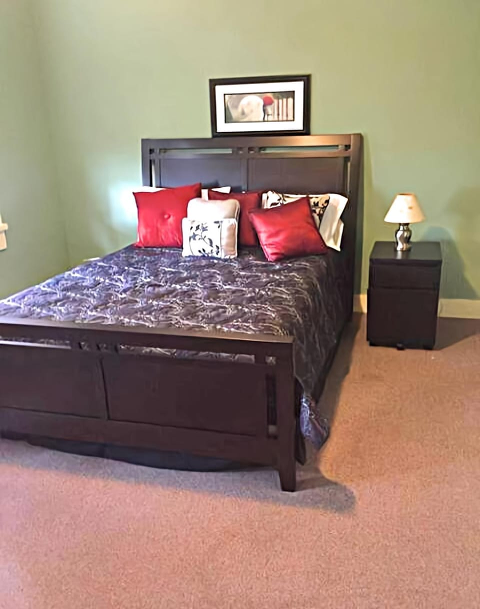 Bed, Bedroom