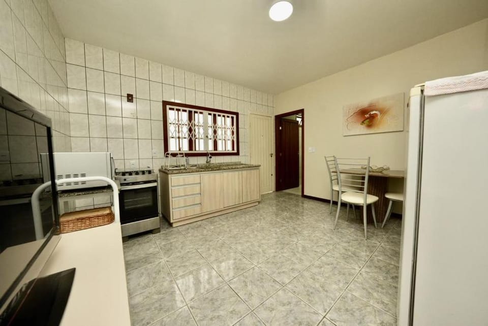 Living room, Communal kitchen