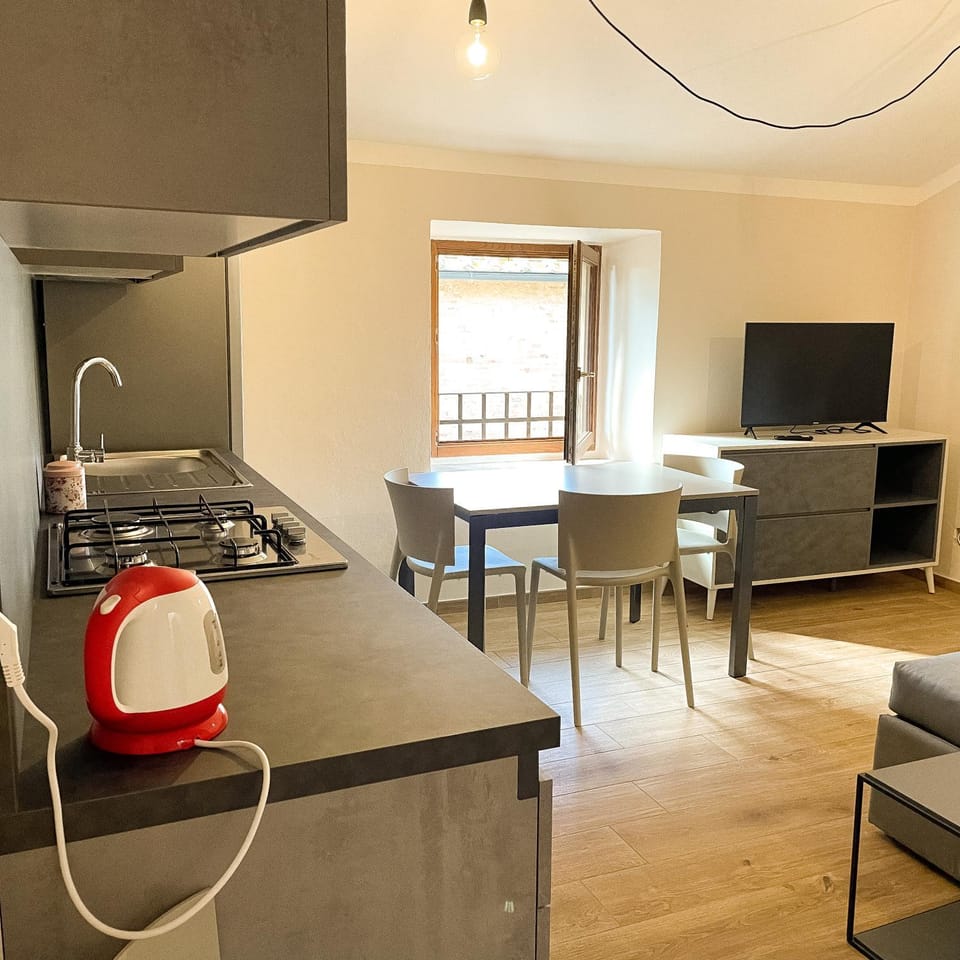 Communal lounge/ TV room, TV and multimedia, Kitchen or kitchenette