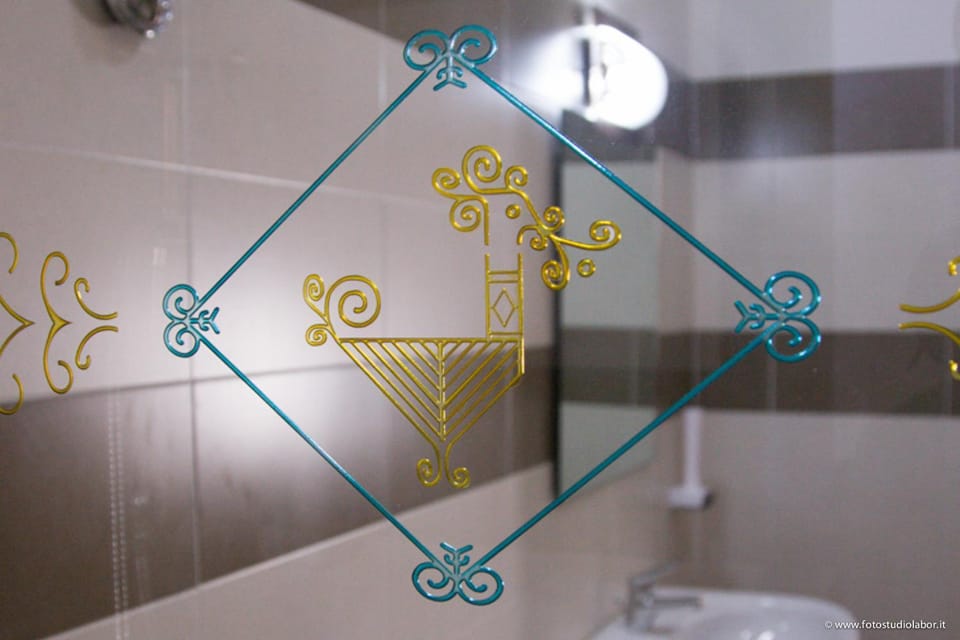 Decorative detail