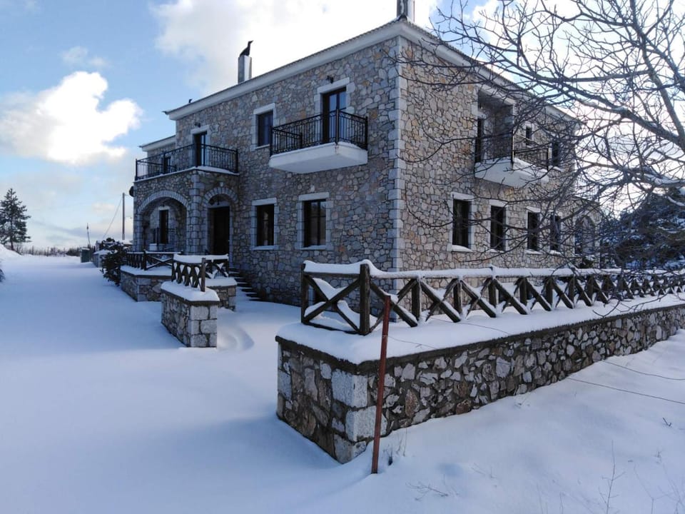Property building, Winter