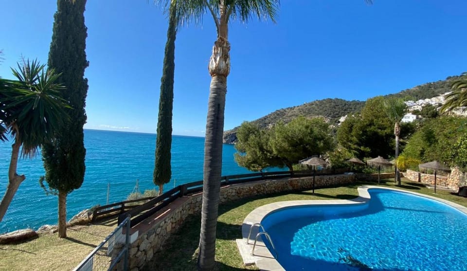Sea view, Swimming pool