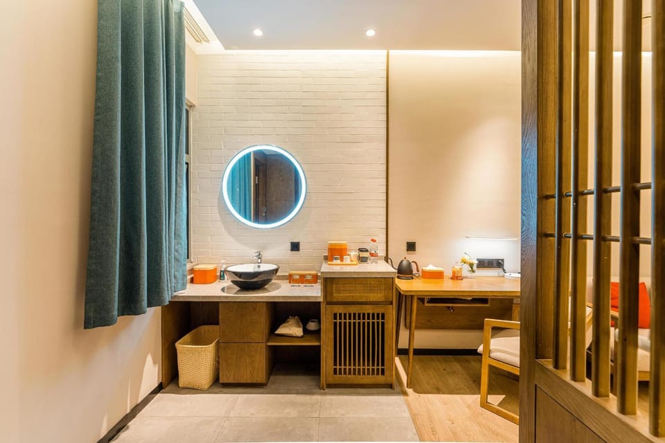 Atour X Hotel Hangzhou West Lake Intime Ding'an Road Hotel in Hangzhou