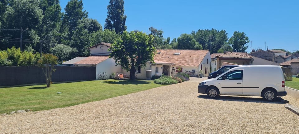 Maison de Campagne cosy House in Nouvelle-Aquitaine