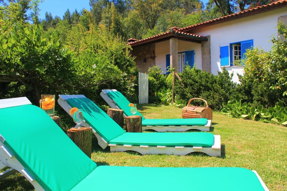 Property building, Garden, Swimming pool