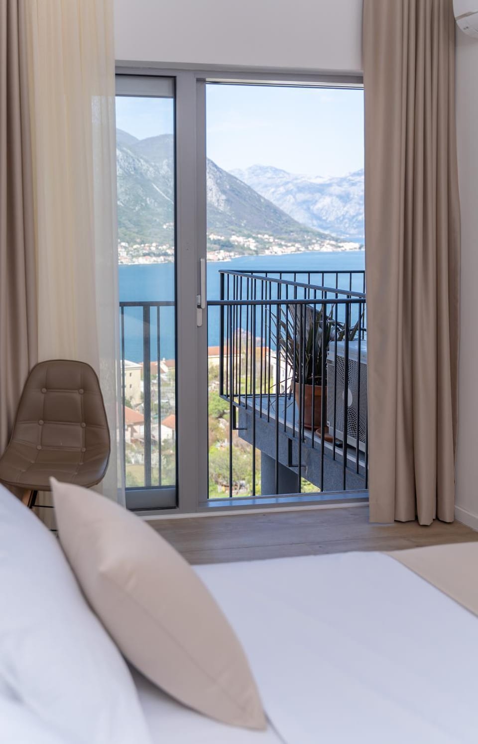 Bedroom, Sea view