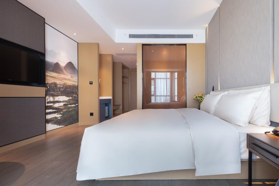 Atour Hotel Kunming City Government Xishan Dianchi Lake Hotel in China