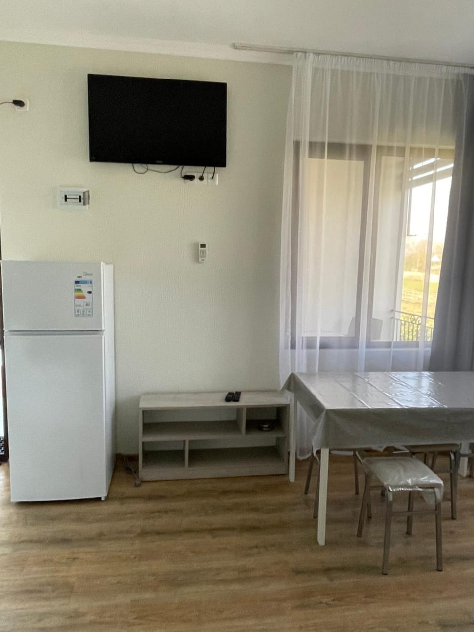 TV and multimedia, Dining area