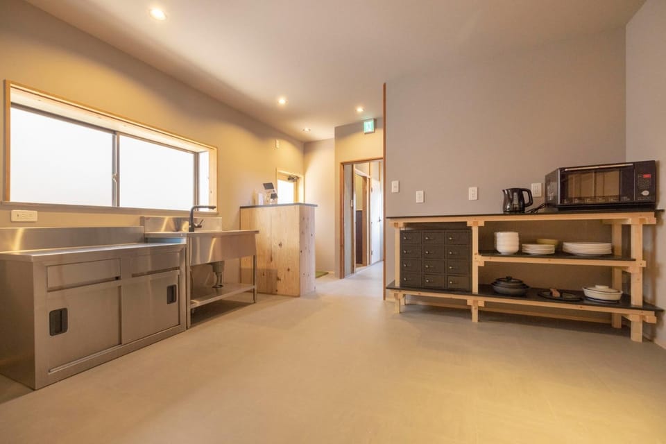 Coliving & Cafe SANDO - Vacation STAY 27354v Bed and Breakfast in Japan
