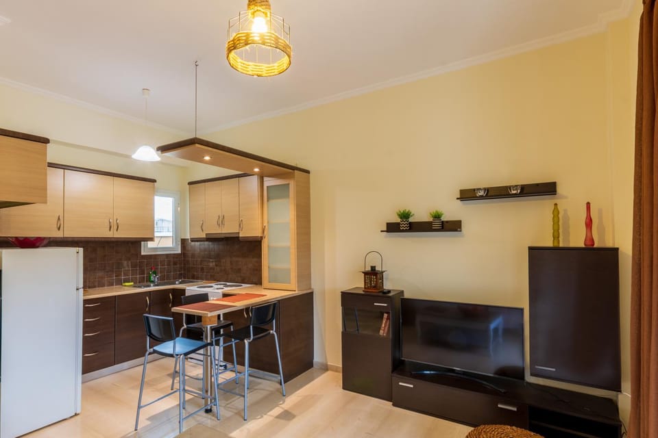 TV and multimedia, Kitchen or kitchenette, Seating area